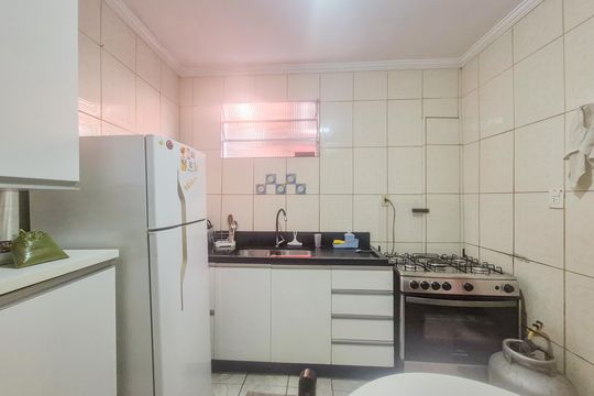 Cozinha de casa à venda com 2 quartos, 100m² em Vila Dalva, São Paulo