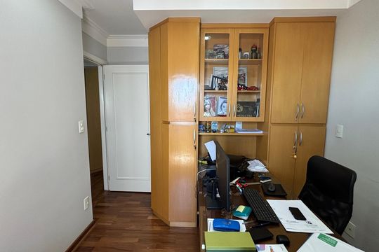 Quarto 1 de apartamento para alugar com 4 quartos, 216m² em Vila Bastos, Santo André