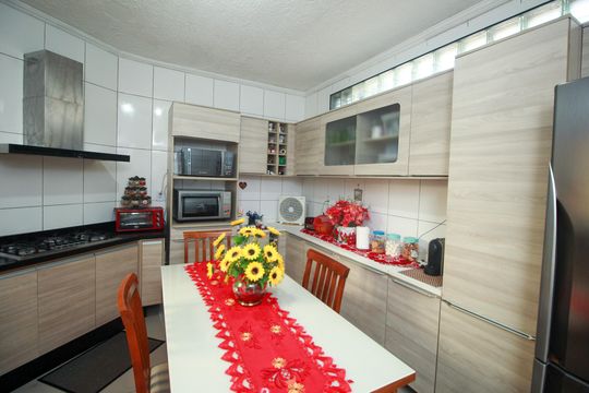 Cozinha de casa à venda com 2 quartos, 110m² em Jardim Irene, Santo André