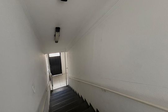 Escada de casa para alugar com 9 quartos, 476m² em Jardim Faculdade, Sorocaba
