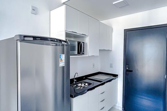Cozinha de kitnet/studio à venda com 1 quarto, 23m² em Vila Azevedo, São Paulo