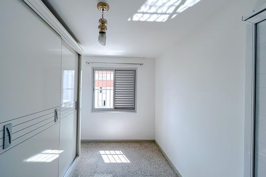 Quarto 1 de apartamento para alugar com 2 quartos, 47m² em Tatuapé, São Paulo