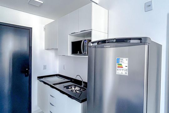 Cozinha de apartamento à venda com 1 quarto, 24m² em Vila Azevedo, São Paulo