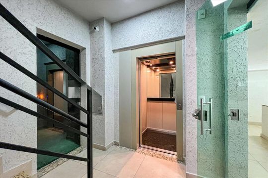 Apartamento para alugar com 4 quartos, 200m² em Santa Efigênia, Belo Horizonte