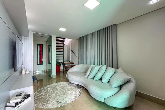 Apartamento para alugar com 4 quartos, 200m² em Santa Efigênia, Belo Horizonte