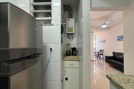 Cozinha de apartamento à venda com 1 quarto, 40m² em Copacabana, Rio de Janeiro