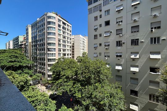 Suíte canadense - vista de apartamento à venda com 1 quarto, 40m² em Copacabana, Rio de Janeiro