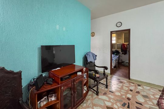 Casa à venda com 4 quartos, 230m² em Nova Suíça, Belo Horizonte