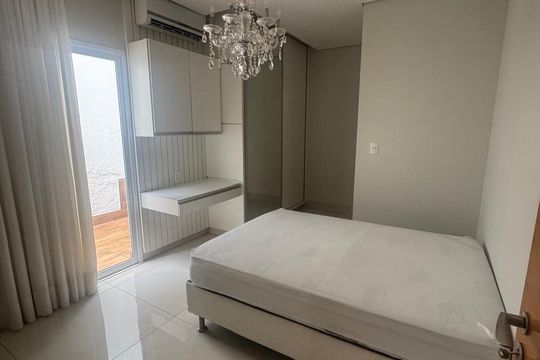 Quarto 3 de casa de condomínio para alugar com 3 quartos, 221m² em Gávea, Uberlândia
