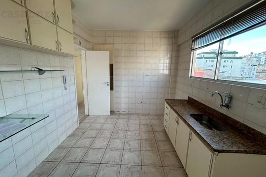 Apartamento para alugar com 2 quartos, 135m² em União, Belo Horizonte