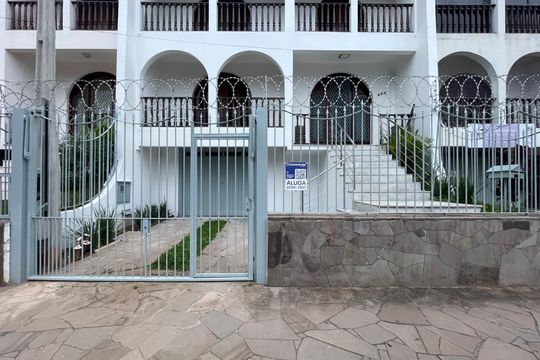 Fachada de kitnet/studio para alugar com 1 quarto, 28m² em Centro, São Leopoldo
