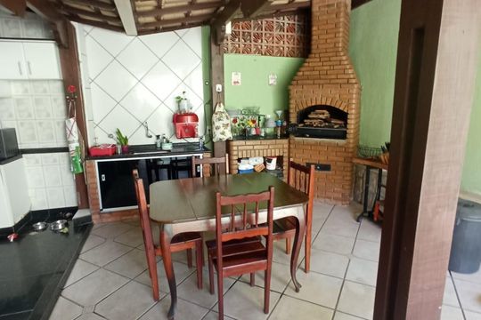 Kitnet/Studio para alugar com 4 quartos, 360m² em Fonte Grande, Contagem
