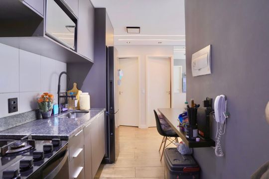 Cozinha de apartamento à venda com 2 quartos, 38m² em Vila Invernada, São Paulo