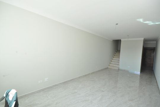 Sala de casa à venda com 3 quartos, 100m² em Vila Mazzei, São Paulo