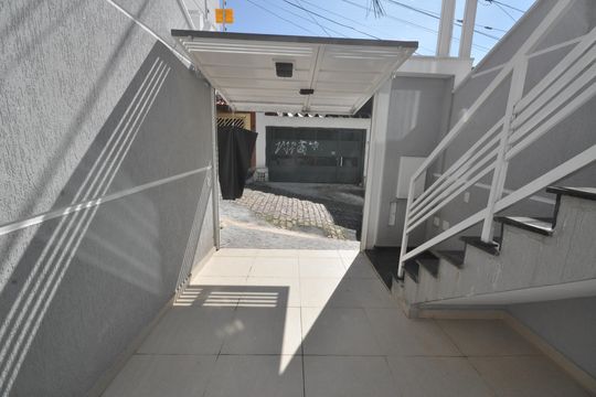 Garagem de casa à venda com 3 quartos, 100m² em Vila Mazzei, São Paulo