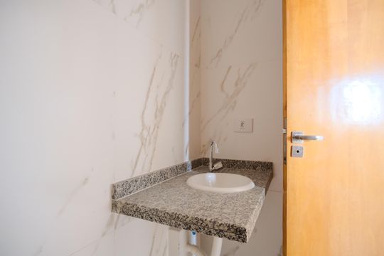 Banheiro de apartamento para alugar com 1 quarto, 38m² em Chácara Califórnia, São Paulo