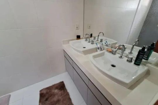 Casa à venda com 5 quartos, 280m² em Recreio dos Bandeirantes, Rio de Janeiro