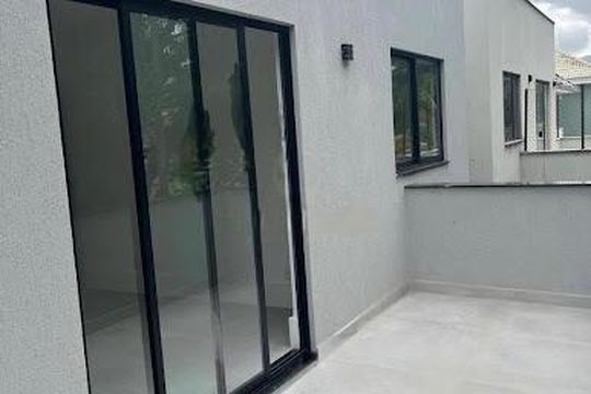 Casa à venda com 3 quartos, 350m² em Recreio dos Bandeirantes, Rio de Janeiro