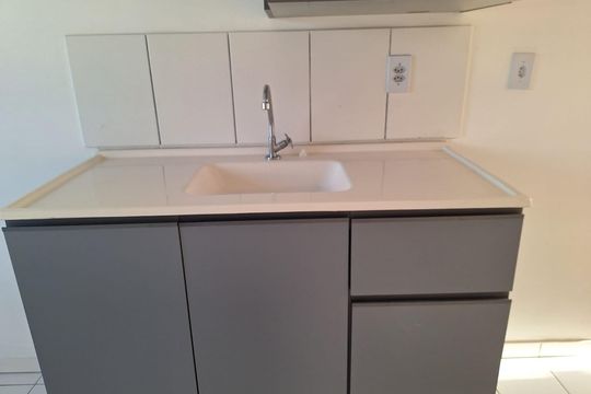 Cozinha de apartamento para alugar com 1 quarto, 49m² em Jardim da Laranjeira (Zona Leste), São Paulo