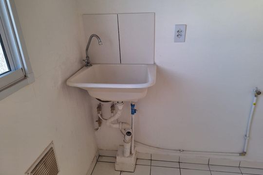 Área de serviço de apartamento para alugar com 1 quarto, 49m² em Jardim da Laranjeira (Zona Leste), São Paulo