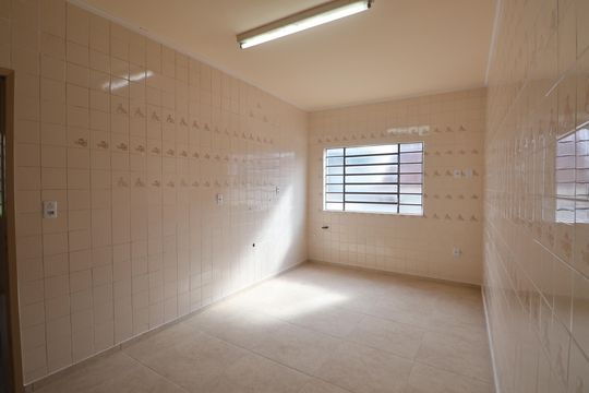Cozinha de casa à venda com 2 quartos, 137m² em São Luís, Canoas