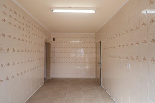 Cozinha de casa à venda com 2 quartos, 137m² em São Luís, Canoas