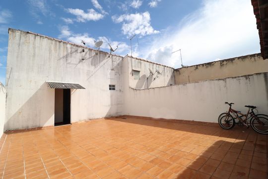 Terraço de casa para alugar com 4 quartos, 233m² em Cidade Jardim, Uberlândia