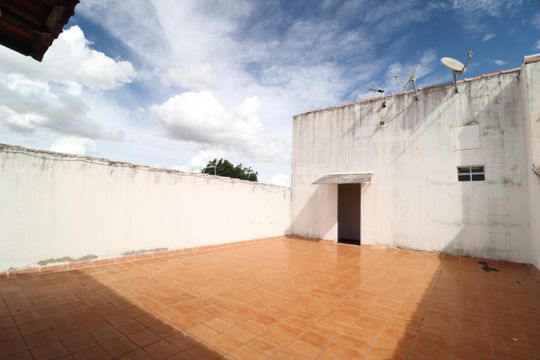 Terraço de casa para alugar com 4 quartos, 233m² em Cidade Jardim, Uberlândia