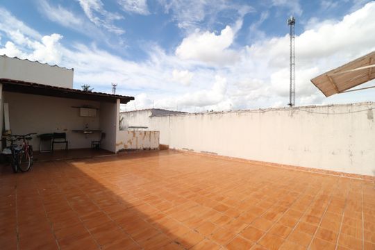 Terraço de casa para alugar com 4 quartos, 233m² em Cidade Jardim, Uberlândia