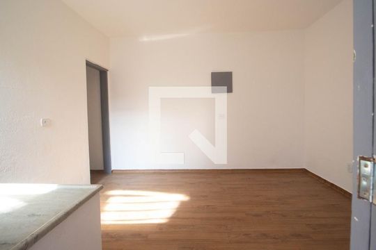 Casa à venda com 6 quartos, 300m² em Jardim Fernandes, São Paulo
