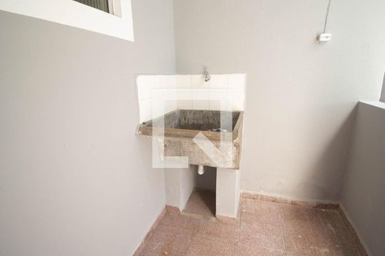 Área de serviço de casa à venda com 6 quartos, 300m² em Jardim Fernandes, São Paulo