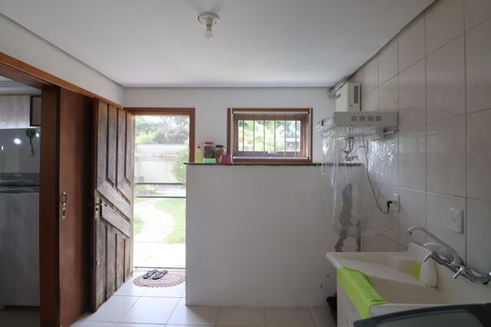 Área de Serviço de casa à venda com 2 quartos, 200m² em São José, Canoas