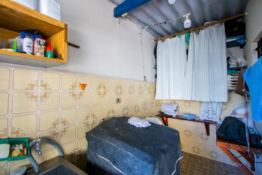 Área de serviço de casa à venda com 3 quartos, 171m² em Jardim Santo André, Santo André