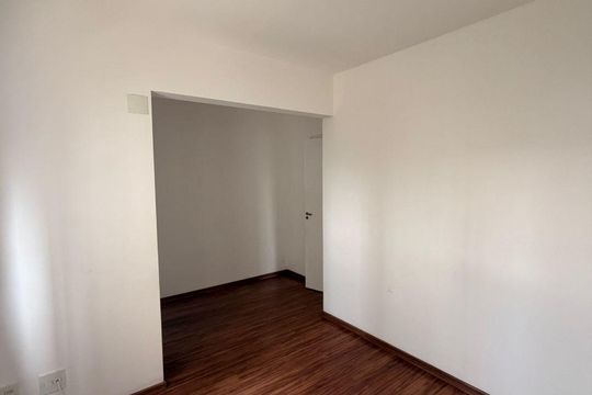 Quarto de apartamento para alugar com 3 quartos, 86m² em Jardim Flor da Montanha, Guarulhos