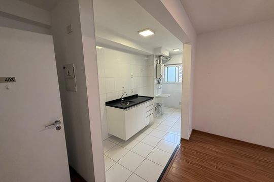 Cozinha de apartamento para alugar com 3 quartos, 86m² em Jardim Flor da Montanha, Guarulhos