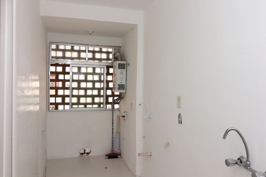 Cozinha de apartamento à venda com 1 quarto, 47m² em Jardim Botânico, Porto Alegre