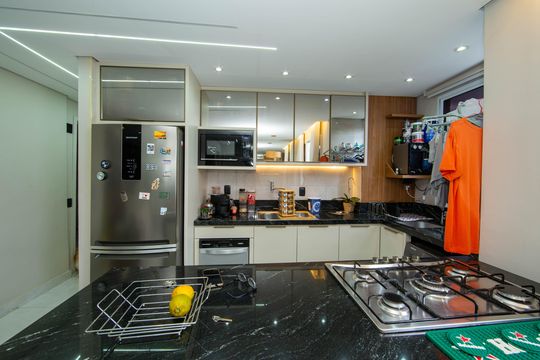 COZINHA de apartamento à venda com 2 quartos, 51m² em Salgado Filho, Belo Horizonte