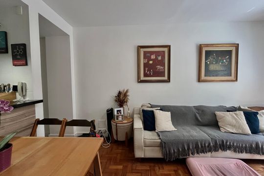 SALA de apartamento à venda com 1 quarto, 48m² em Leblon, Rio de Janeiro
