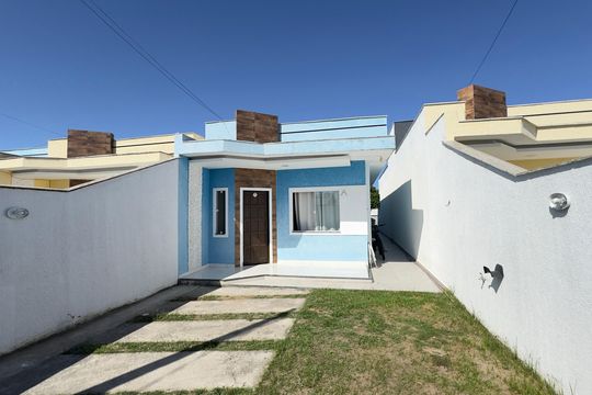 Fachada de casa para alugar com 2 quartos, 240m² em Itaipuaçu, Maricá