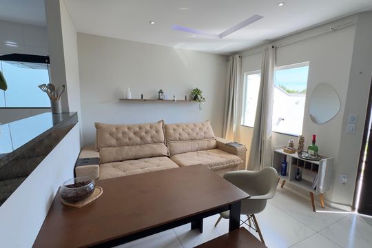 Sala de casa para alugar com 2 quartos, 240m² em Itaipuaçu, Maricá