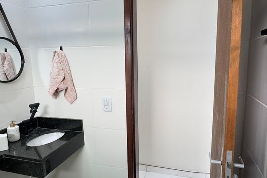 Banheiro de casa para alugar com 2 quartos, 240m² em Itaipuaçu, Maricá