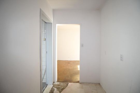 Cozinha de apartamento à venda com 2 quartos, 70m² em Floresta, Porto Alegre