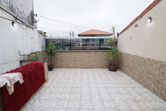 Sala de casa à venda com 4 quartos, 200m² em Santo Antônio, Osasco