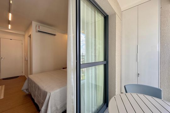 Sacada de kitnet/studio para alugar com 0 quarto, 25m² em Vila Cordeiro, São Paulo