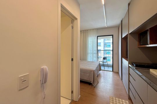 Cozinha de kitnet/studio para alugar com 0 quarto, 25m² em Vila Cordeiro, São Paulo