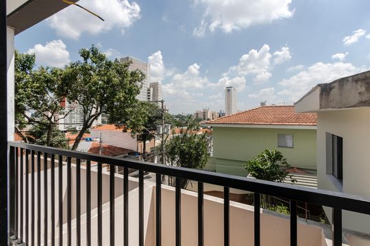 Varanda de kitnet/studio para alugar com 1 quarto, 40m² em Jardim Aeroporto, São Paulo