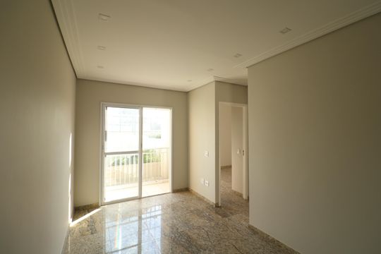 Apartamento à venda com 2 quartos, 47m² em Vila Nova Cachoeirinha, São Paulo