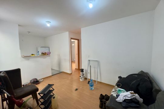 Sala de apartamento para alugar com 2 quartos, 47m² em Jardim Hanna, Guarulhos