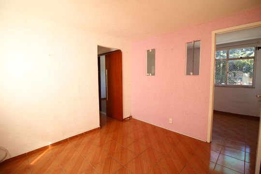 Sala de apartamento à venda com 1 quarto, 50m² em Taquara, Rio de Janeiro