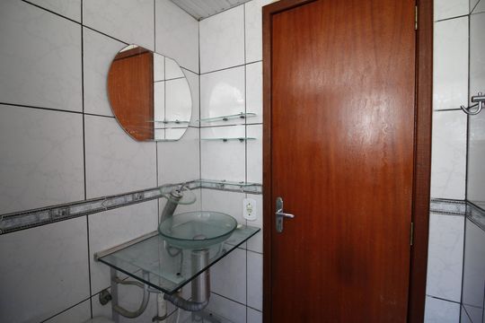 Banheiro de apartamento à venda com 1 quarto, 50m² em Taquara, Rio de Janeiro
